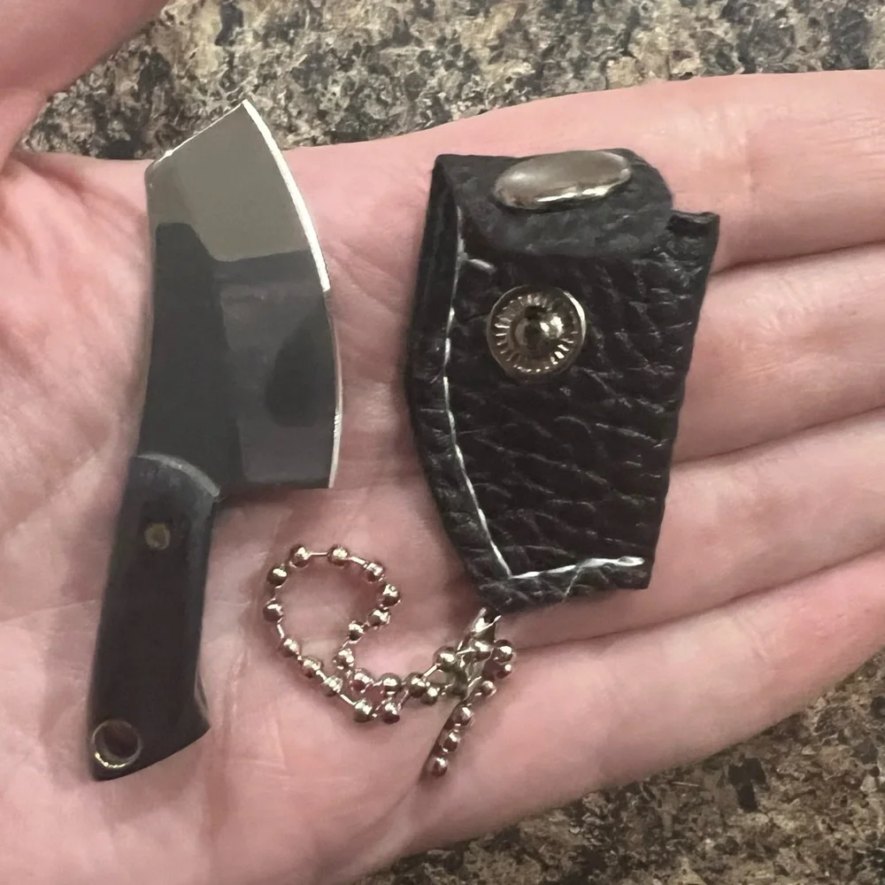 $2 MINI UTILITY KEYCHAIN. ONE AT RANDOM. $2 WITH ANY $10 ORDER OR MORE - Picture 8 of 16